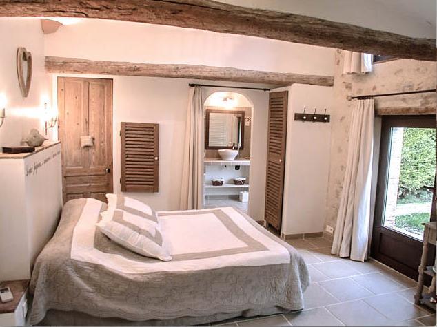 Bed and Breakfast L'Abri Du Poete Besse-sur-Issole Habitación foto